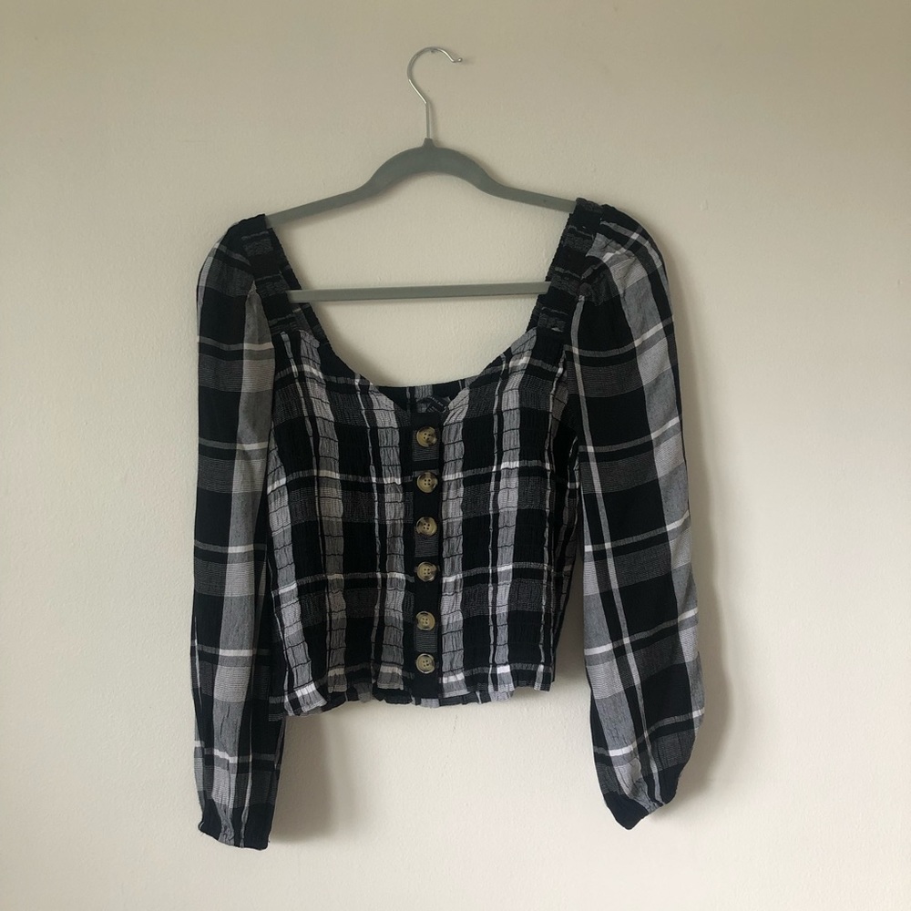American Eagle Black Plaid Buttoned Top